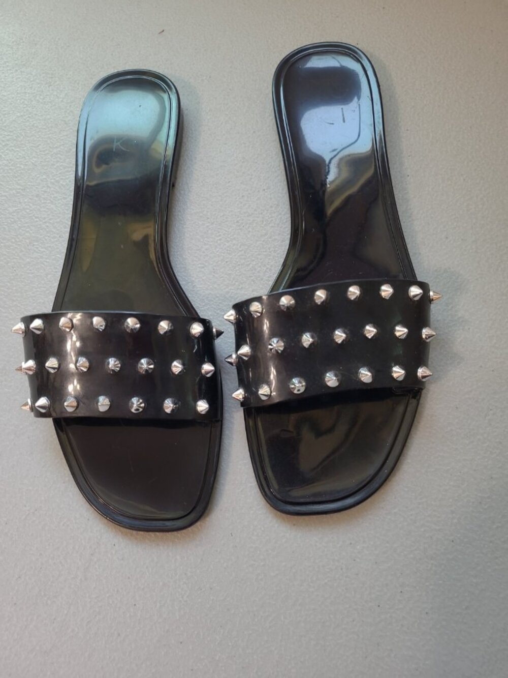 Women's‎ Slide Sandals Size 6 Black Spiked Studded Punk Goth Alternative Slip On - Picture 2 of 10